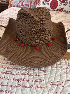 NWT BCBG GENERATION Brown Straw Cowboy Hat with Red Berry Trim